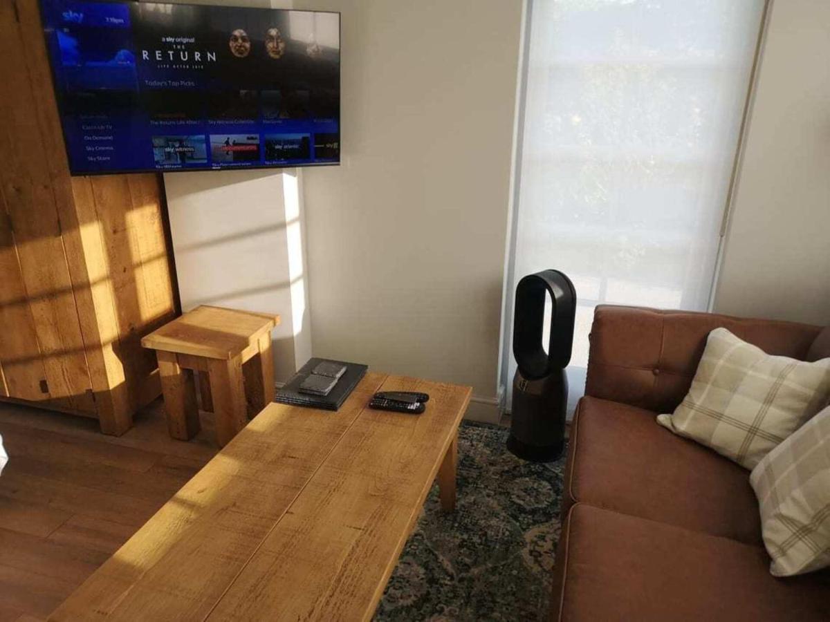 1 Bed Studio In Two Dales Near Matlock & Bakewell المظهر الخارجي الصورة
